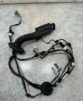 BMW i3 Rear door wiring loom 13318810 8780469 EEA795A