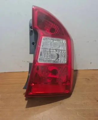 KIA Carens II Rear/tail lights 92402100