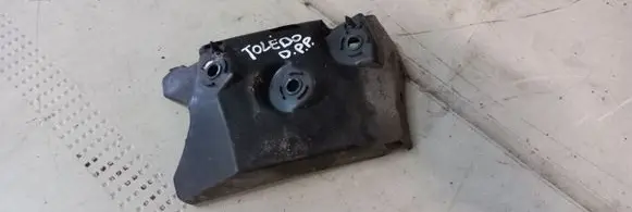 Seat Toledo III (5P) Front bumper mounting bracket 5P0807184