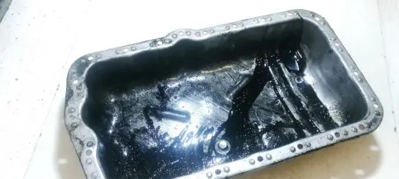 Oil sump