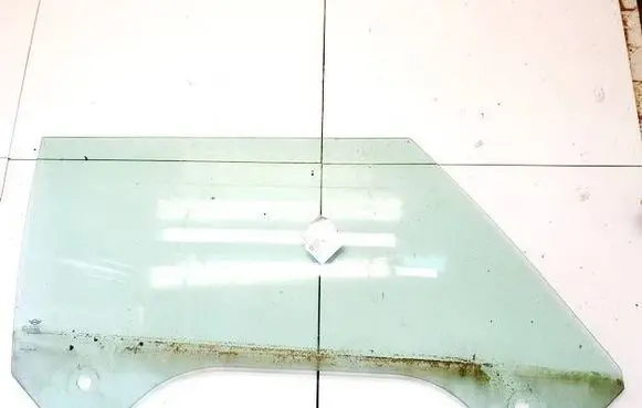 Mini One - Cooper R50 - 53 Front door window glass four-door dot24as2m25