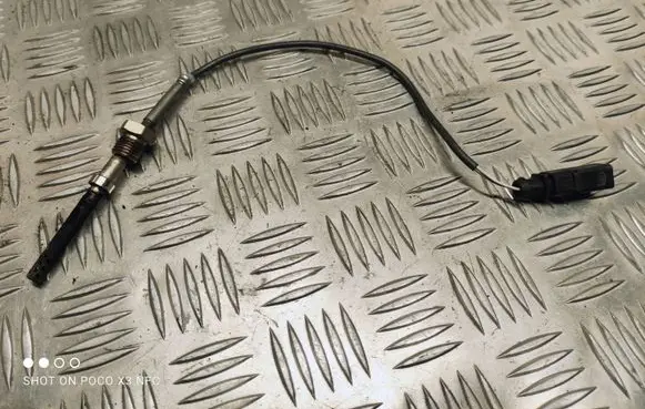 Audi A4 S4 B8 8K Exhaust gas temperature sensor 03L906088D