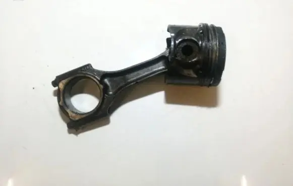 Opel Zafira A Piston with connecting rod