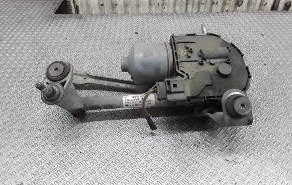 Seat Toledo III (5P) Front wiper linkage and motor 5P0955024D