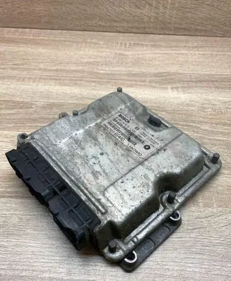 Chrysler Voyager Engine control unit/module ECU P04727664AD 0281010814