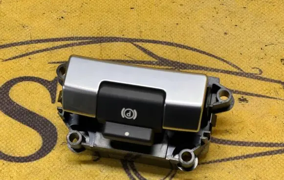 Land Rover Evoque II Hand parking brake switch K8D22B623AA
