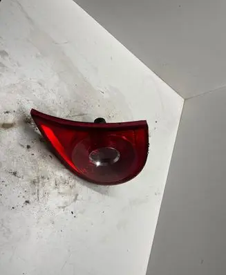 Volkswagen PASSAT B6 Tailgate rear/tail lights