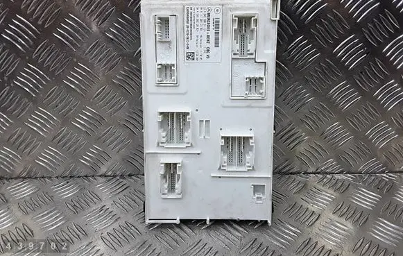 Mercedes-Benz A W176 Comfort/convenience module A2469009112