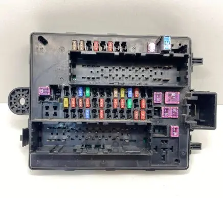 Chevrolet Traverse II Fuse box set 84604297 202101387 812914718