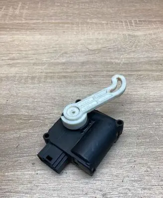 Audi A8 S8 D3 4E Air flap motor/actuator 4E0820511 0132801323 260603