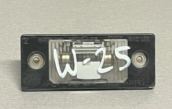 Volkswagen Golf V Number plate light 1J5943021C
