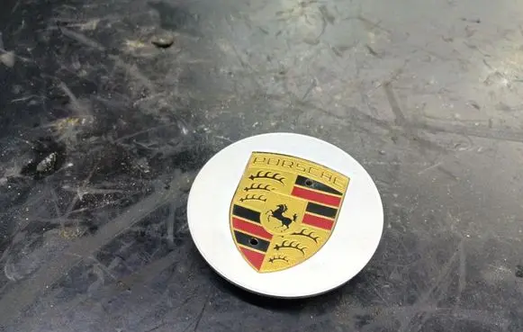 Porsche Panamera (970) Original wheel cap 