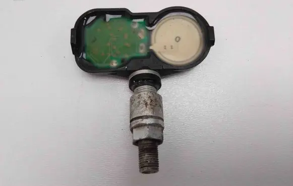 Nissan Qashqai Tire pressure sensor 407006WY0B