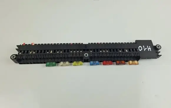 BMW 3 E90 E91 Fuse module 8364533