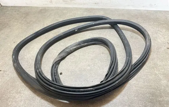 Ford E-Transit Front door rubber seal KK31V20709CA