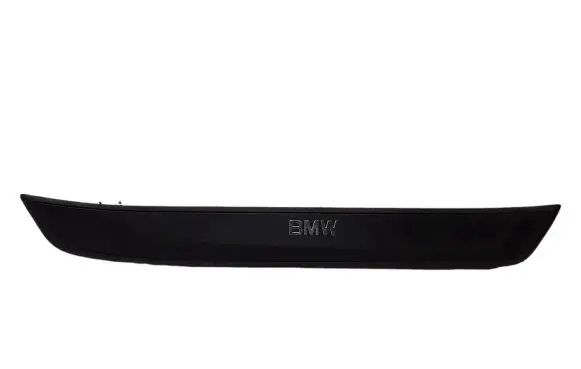 Front sill trim cover