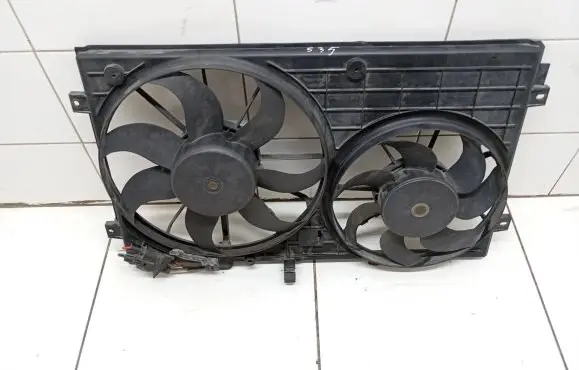 Volkswagen Golf Plus Fan set 1K0121207T 135D300198 1k0959455p