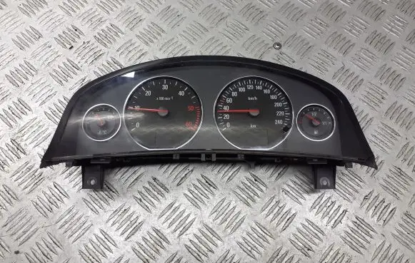 Opel Vectra C Tachometer 13159797BL