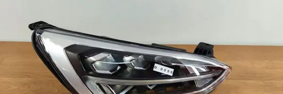 Ford Focus Headlight/headlamp JX7B13E014AE