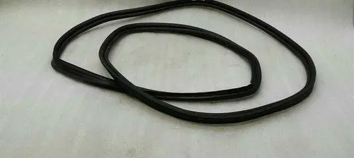 BMW M5 F90 Seal rubber (tailgate) A2127500098