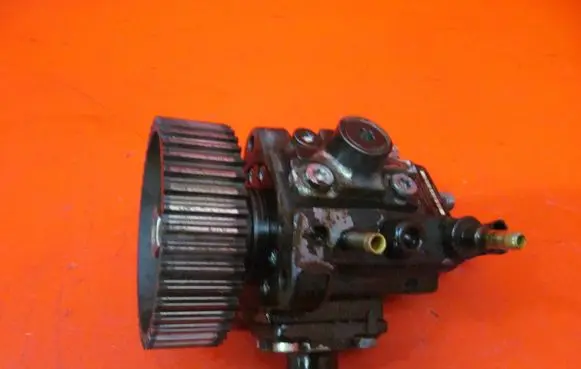 Fiat Croma Fuel injection high pressure pump 0055198522 55198522 0445010130