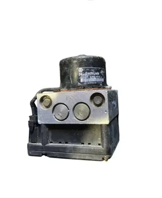 Volkswagen Golf III ABS Pump 3A0907379