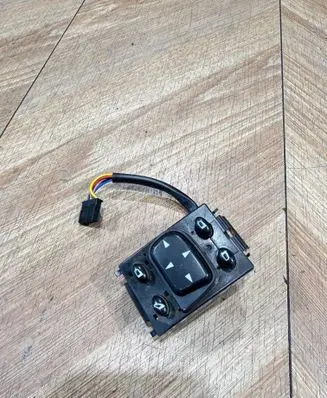 Mercedes-Benz S W220 Wing mirror switch 2208211551 03463300