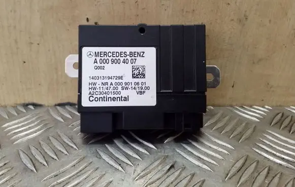 Mercedes-Benz C W205 Fuel injection pump control unit/module A0009004007 A2C30401500