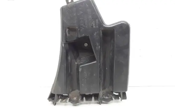 Volvo V60 Front bumper mounting bracket 30796625