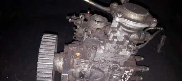 Opel Corsa B Fuel injection high pressure pump 9460620009 552