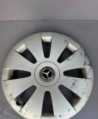 Mercedes-Benz Vito Viano W447 R16 wheel hub/cap/trim A4474000900 4474000900 A4474011800