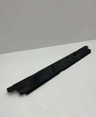 BMW 4 F32 F33 Radiator trim 7600543 15272311
