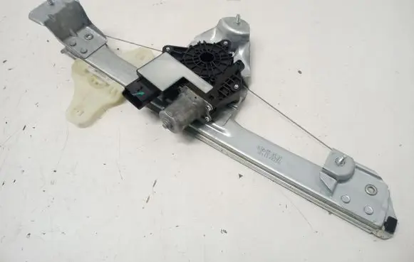 Renault Arkana Front door window regulator with motor 827201313R