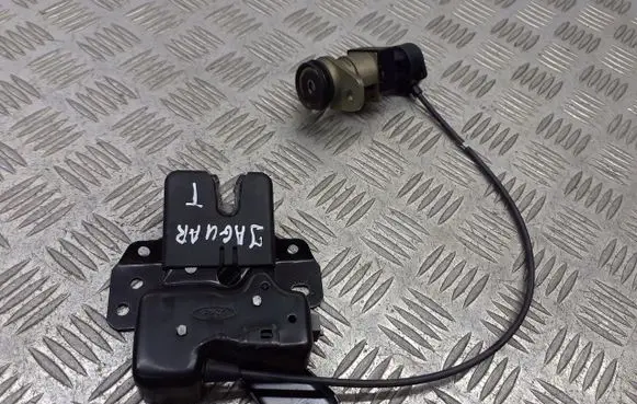 Jaguar S-Type Engine bonnet/hood lock/latch loop/hook XR83-432A90-AA