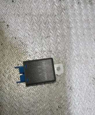 KIA Ceed Other relay 3951027010