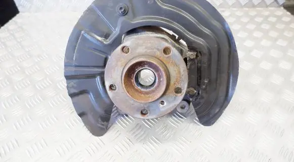 BMW X3 F25 Front wheel hub 6855953