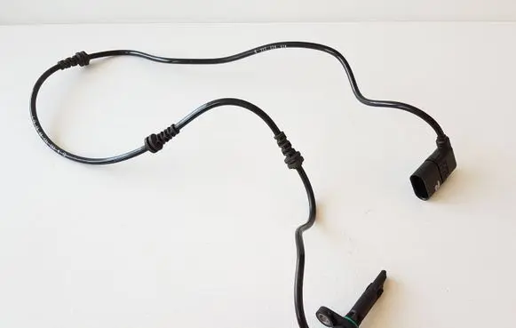 Mercedes-Benz C W205 ABS brake wheel speed sensor A2059058003