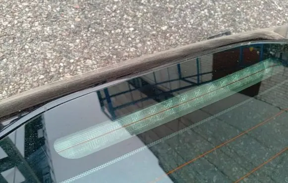 Volvo V50 Third/center stoplight