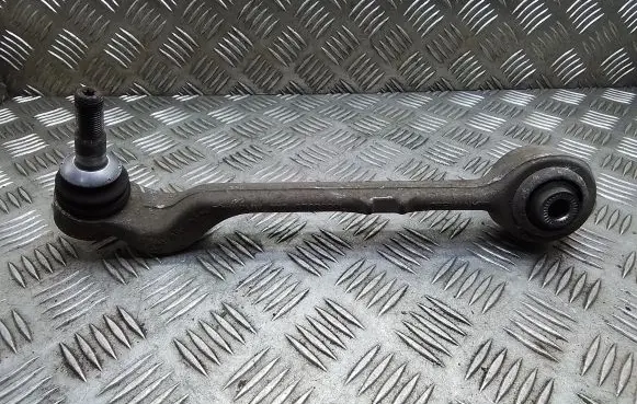 BMW 1 E81 E87 Front lower control arm/wishbone 6763699L 31126763699L