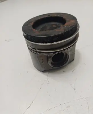 Ford Kuga II Piston 0851E