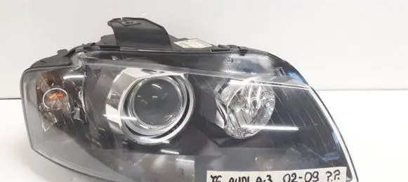 Audi A3 S3 8P Headlight/headlamp 8P0941004R