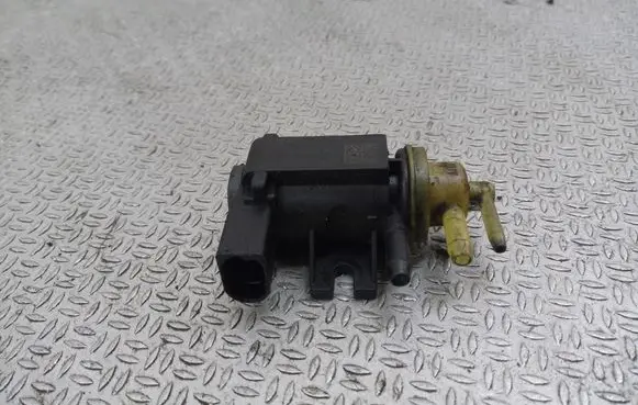 Volkswagen PASSAT B7 Turbo solenoid valve 1K0906627B