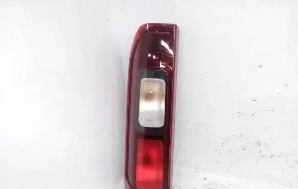 Renault Trafic III (X82) Rear/tail lights 265556737R