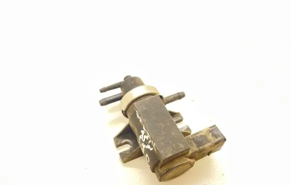 Volkswagen Golf IV Vacuum valve 1J0906627