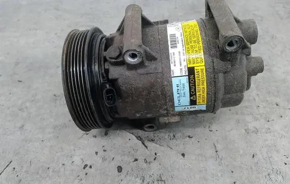 Renault Megane II Air conditioning (A/C) compressor (pump) 8200316164