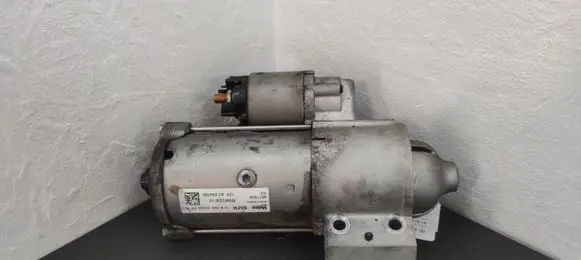 BMW 5 G30 G31 Starter motor 8671504