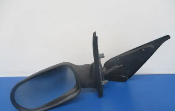 Fiat Palio Front door electric wing mirror