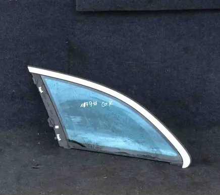 Mercedes-Benz C W203 Rear side window E143R001582