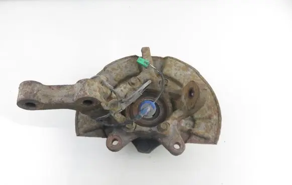 Suzuki Grand Vitara II Front wheel hub spindle knuckle 