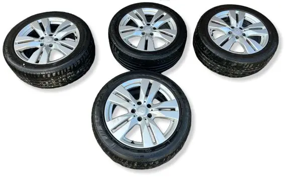 Mercedes-Benz E W212 R17 alloy rim A2074010100
